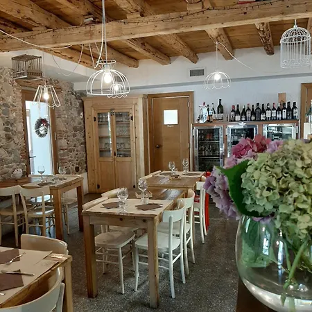 Osteria Al Ponte Πανδοχείο *